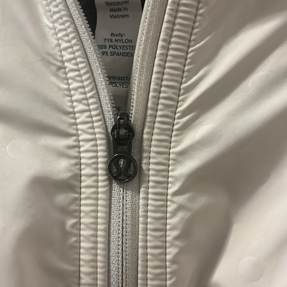 Lululemon Kanto Catch Me Run jacket - Picture 5 of 5